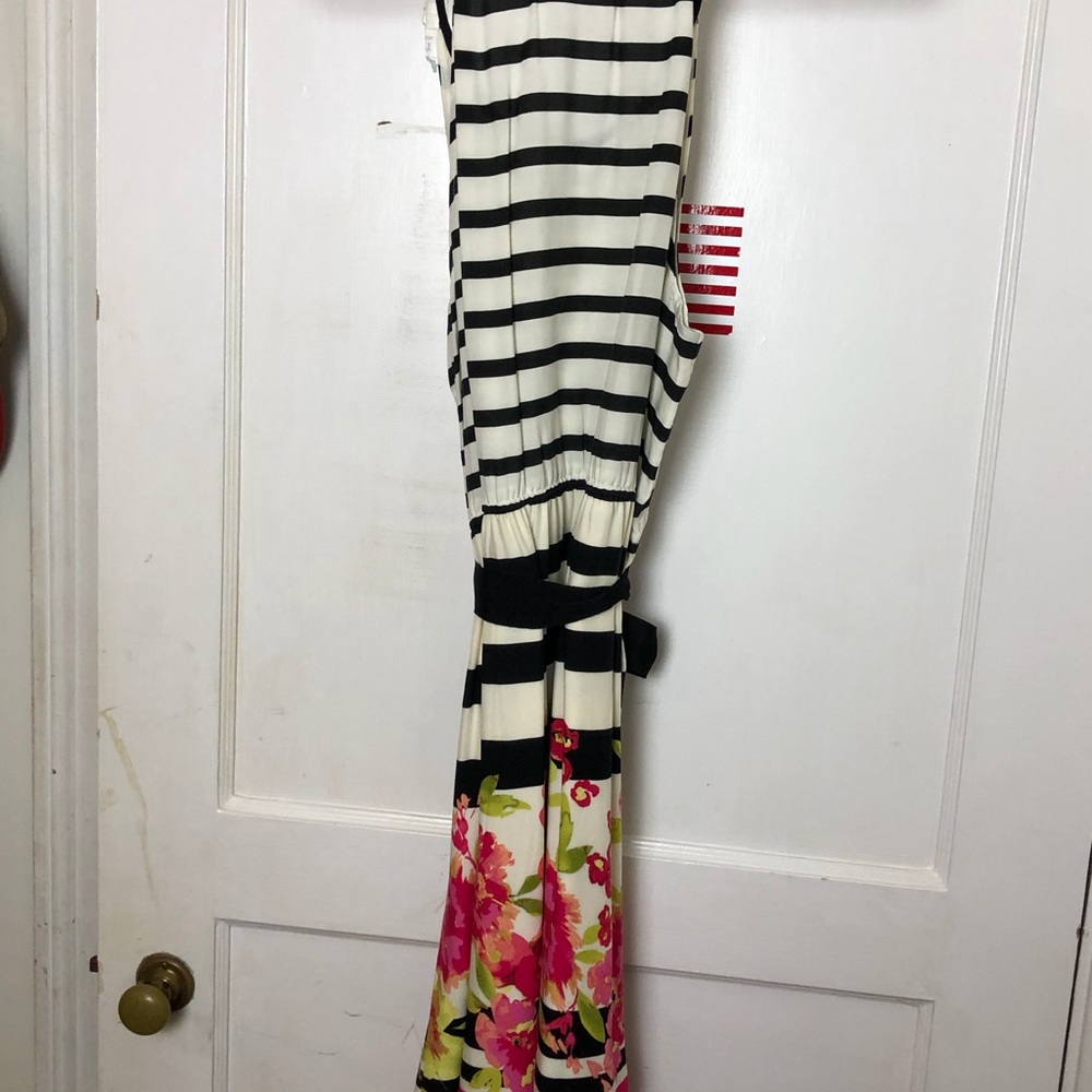 Halter Dress - Picture 2 of 3